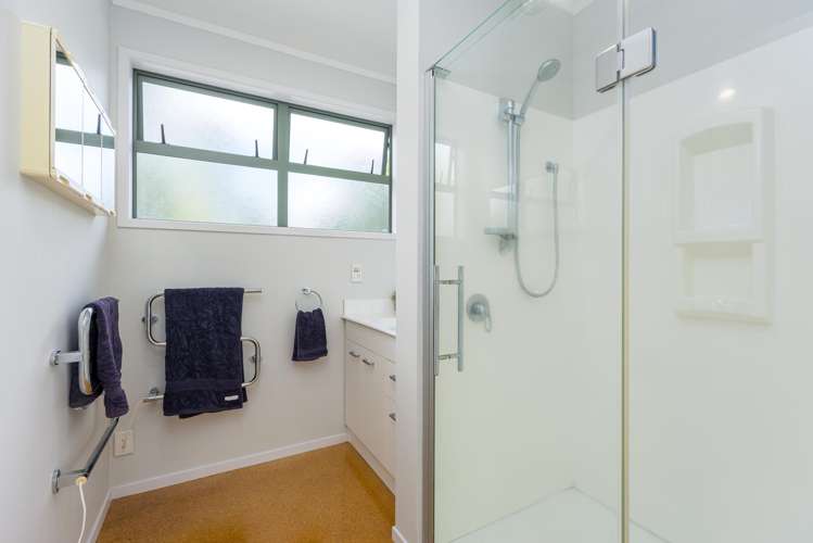 14 Acacia Road Torbay_16