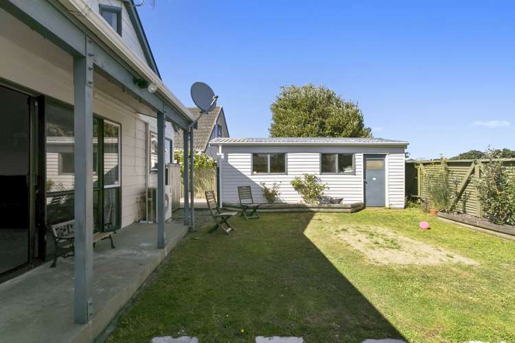 29a Awamutu Grove Waiwhetu_16