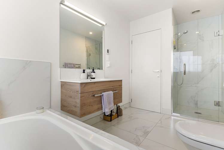 211 Jack Lachlan Drive Beachlands_26