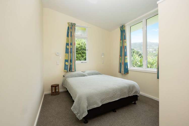12 Seaview Road Piha_10