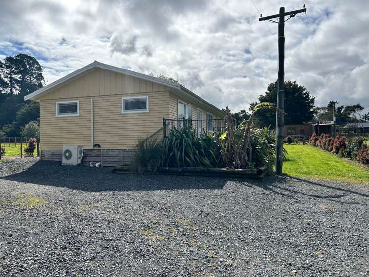 98a Muriwai Road Waimauku_1