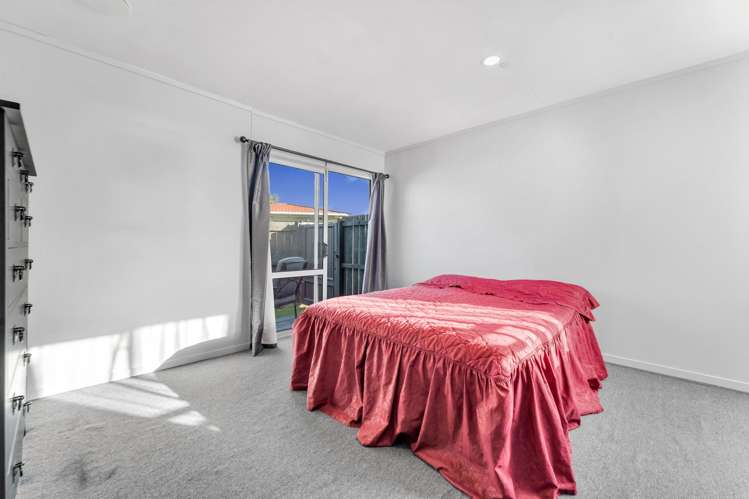 2/48 Tabitha Crescent Henderson_9
