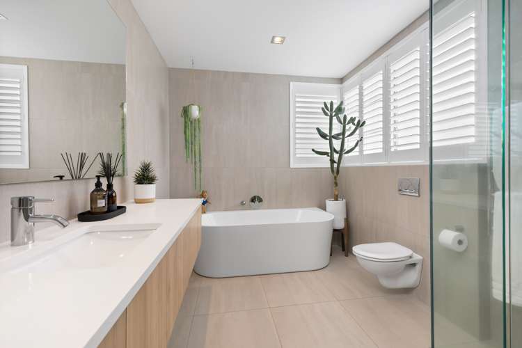 2 Taumata Road Castor Bay_15