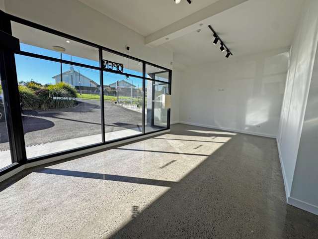 38 Lunn Avenue Mt Wellington_3