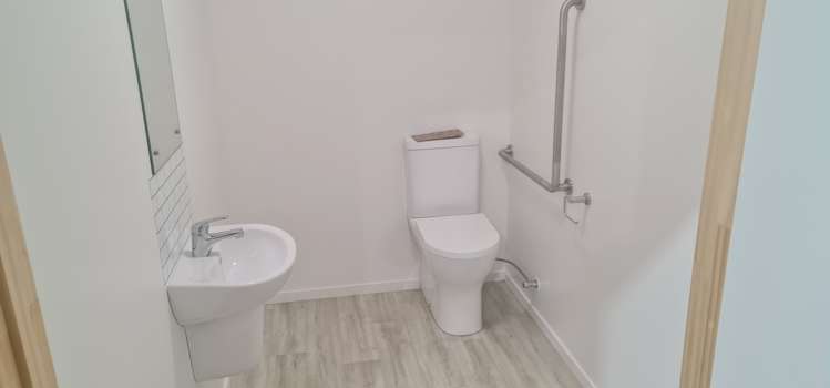 2/6 Sunley Street Westown_9