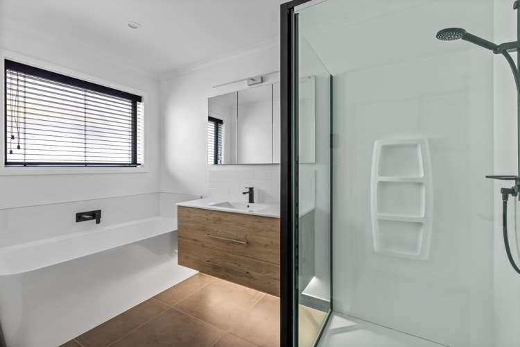 5 Three Brothers Place Warkworth_14