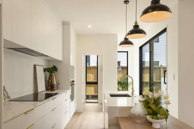 102E Te Oneroa Way Long Bay_9