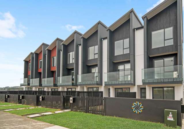 Stylish Living in a Prime Flat Bush Location