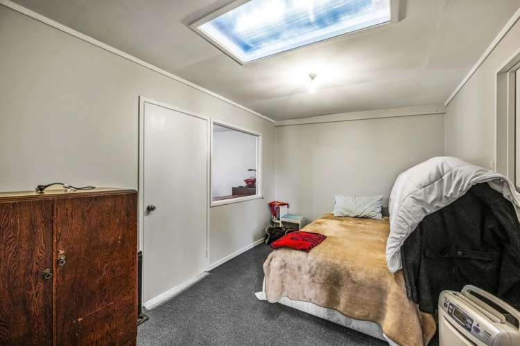 1/2 Westech Place Kelston_10