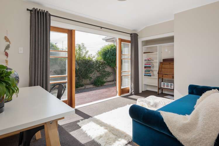 4 Edinburgh Crescent Redwoodtown_9