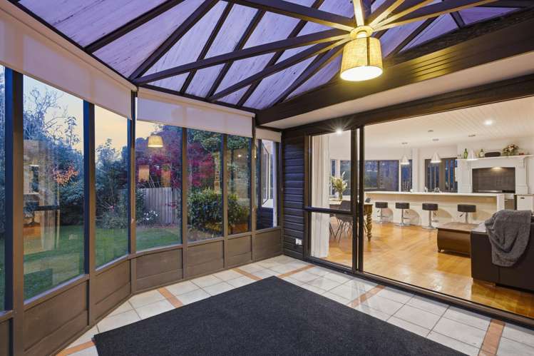 19 and 19a Ettrick Street Glenross_26