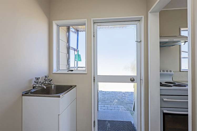 347 Flaxmere Avenue Flaxmere_8