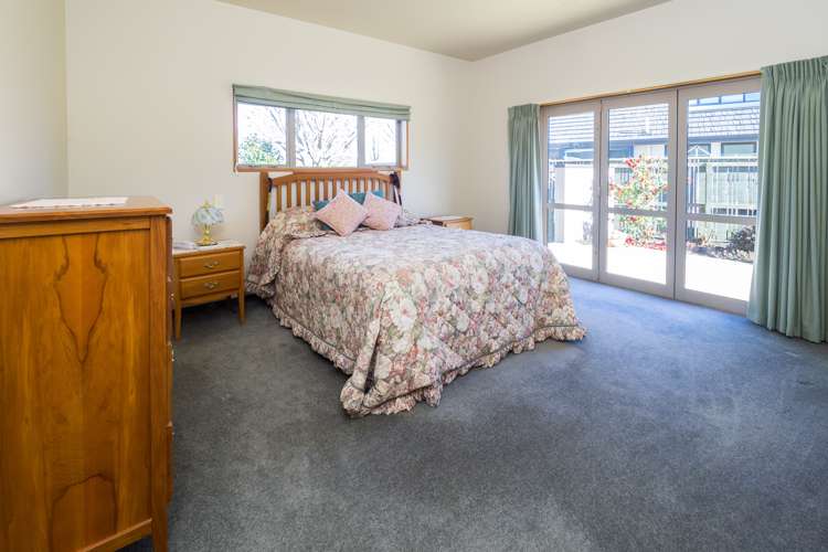 5 Coniston Drive Allenton_11