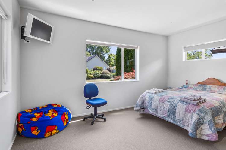 11 John Campbell Crescent Hillmorton_23