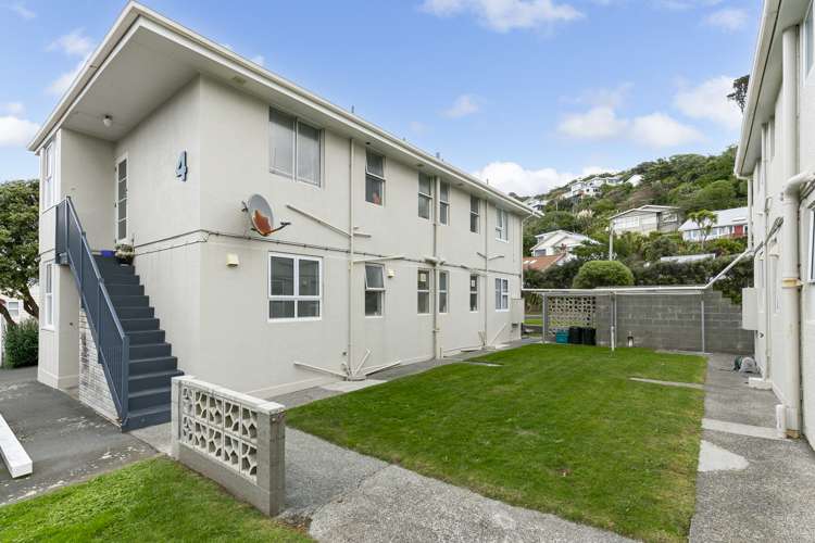 3/127 Queens Drive Lyall Bay_12