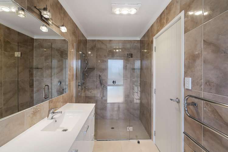 1 Monticello Key Papamoa_17