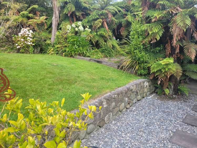 127 Brickfield Road Hokitika_63