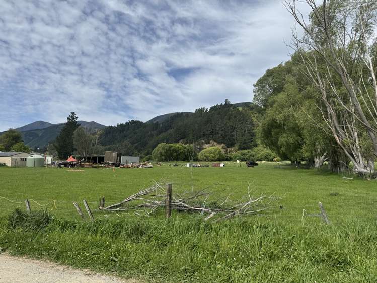 17 Para Railway Road Koromiko_6