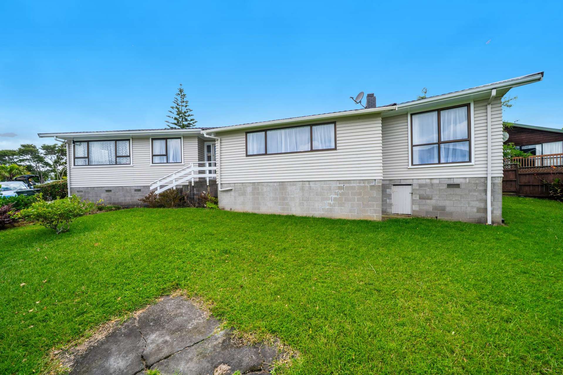 13 Ball place Mt Roskill_0