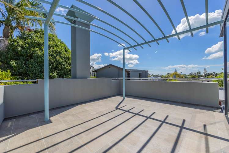 12 Maui Grove Remuera_24