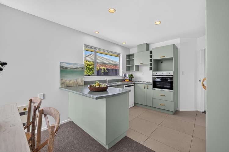 5 Nina Lane Somerfield_12