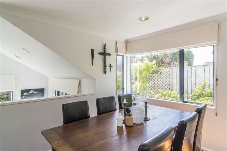 4 Ridley Green Churton Park_14