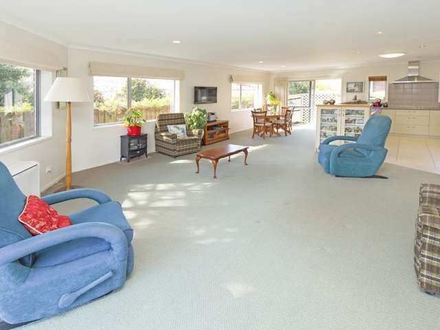 76 Florence Avenue Orewa_1