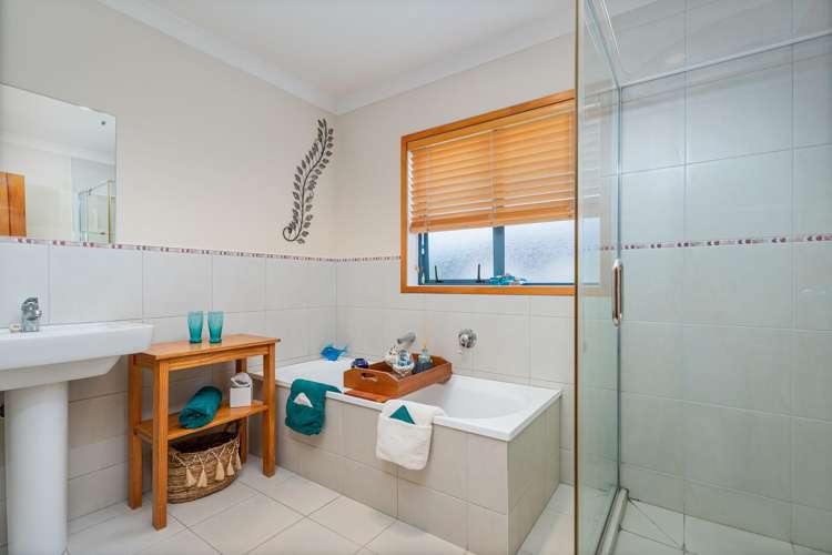 19 Cobham Lane Whitianga_16