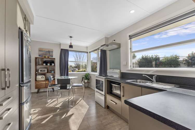 15 Karina Crescent Redwoodtown_5