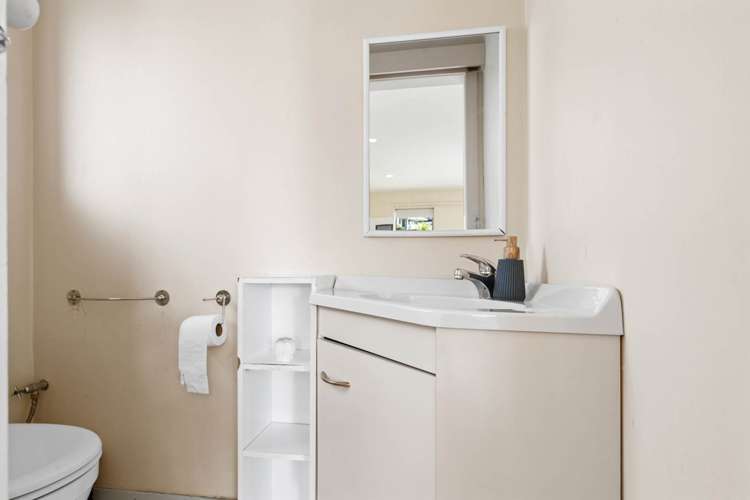 92 Takutai Avenue Half Moon Bay_16