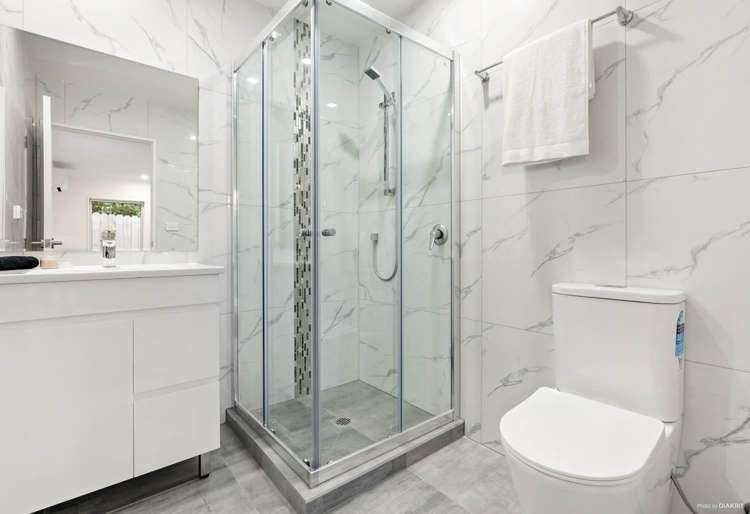 c/4 Bill Phillip place Clendon Park_14