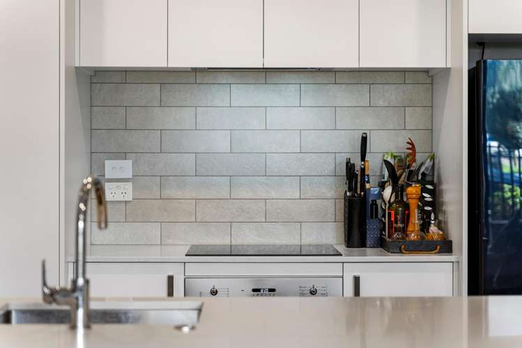 25 Gateway Avenue Beachlands_8