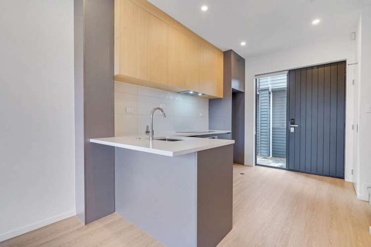 10/3 Cape Road Mangere_10