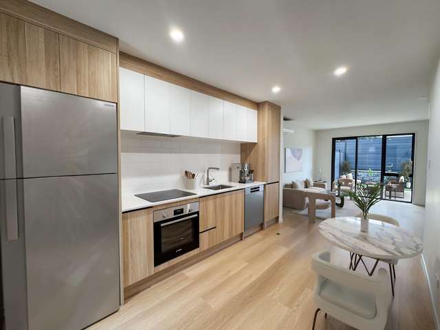 9/6 James Street Bayview_3