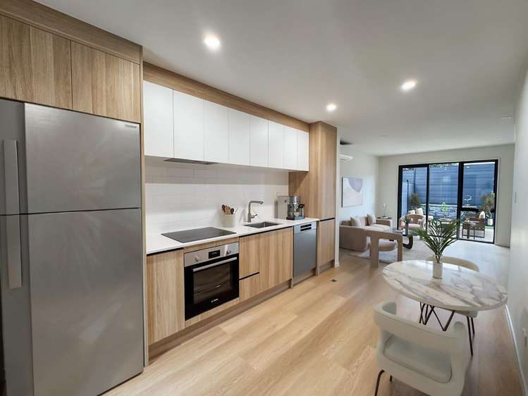 9/6 James Street Bayview_3