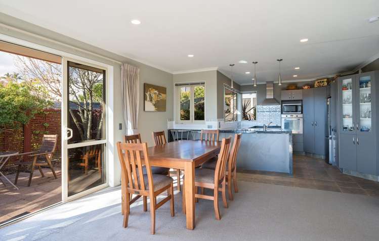 447 Suffolk Road Stoke_2