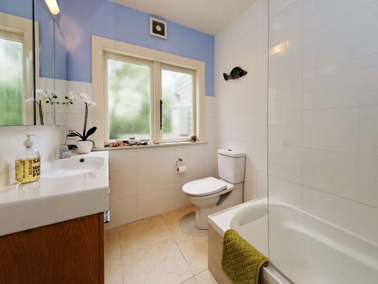 7 Opou Road Titirangi_9