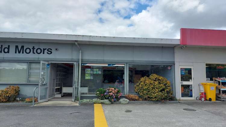 198 Hurndall Street Maungaturoto_19