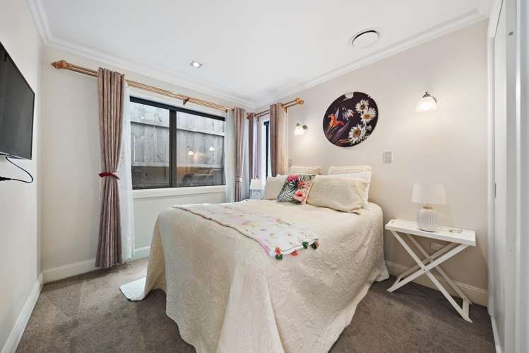 12 Drover Close Flat Bush_19