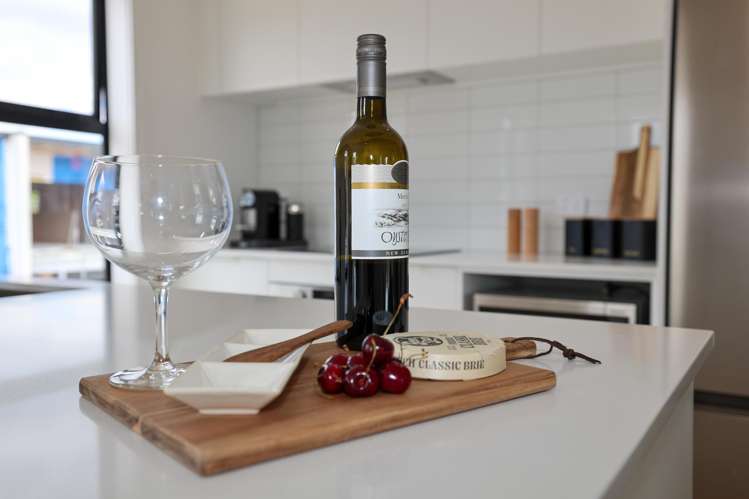 8/15 Keehan Drive Hilltop_10