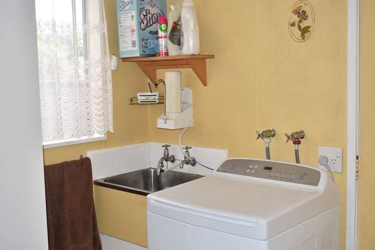 23 Seddon Street Carterton_12