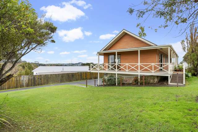 6 Melia Place Stanmore Bay_1