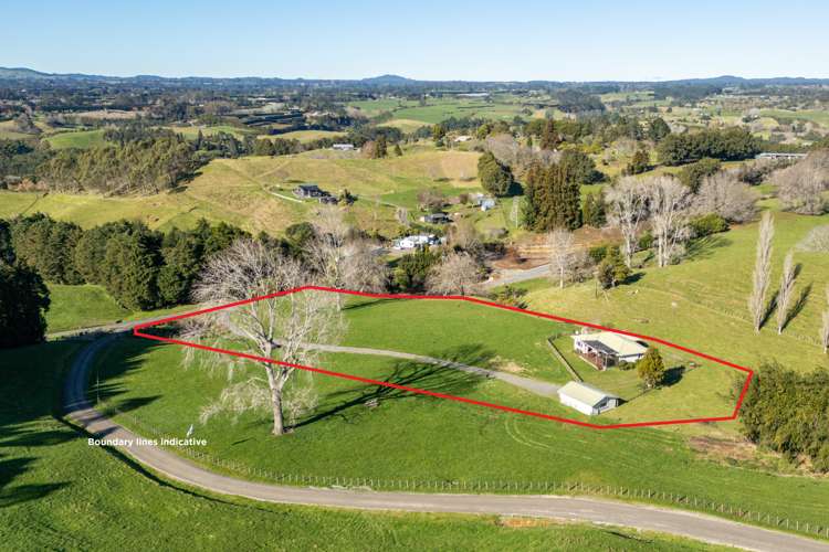 67 Thorn Road Kaimai_12