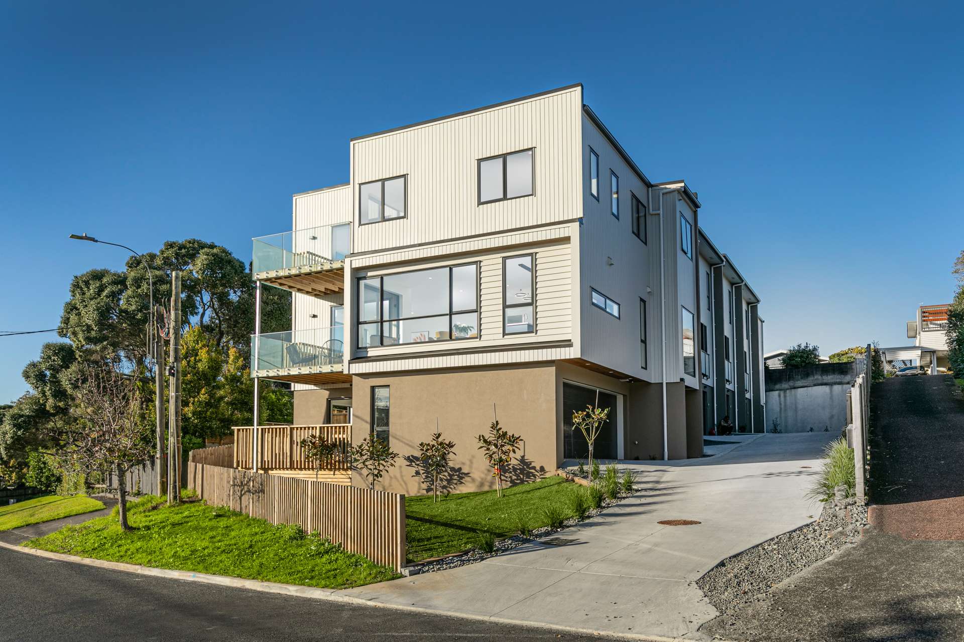 1/20 Penzance Road Mairangi Bay_0