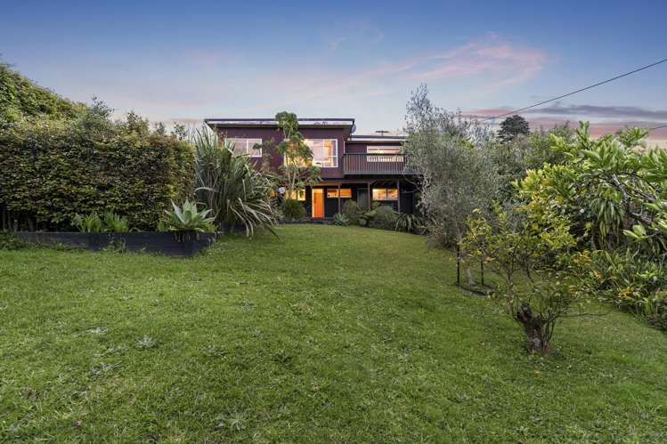 101 Sunset Road Totara Vale_10