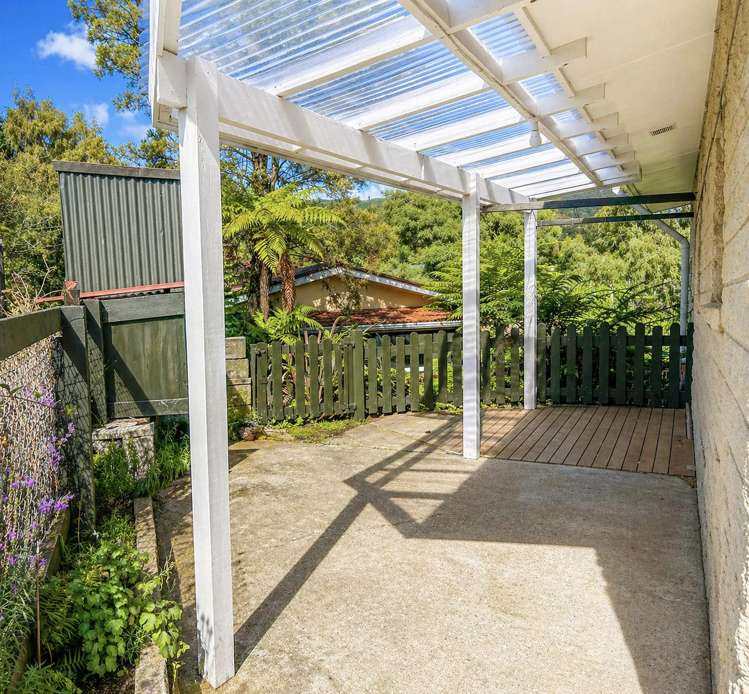 7 Crampton Road Reefton_21