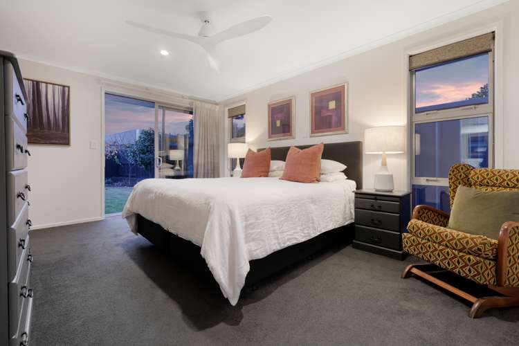 21 Kahuparere Crescent Pyes Pa_11