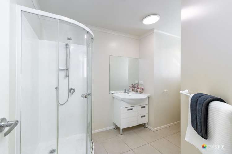 10 Piko Street 1360_12