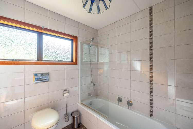 43 Tahatai Road Oneroa_17