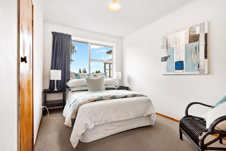 7 Finlow Drive Te Atatu South_9